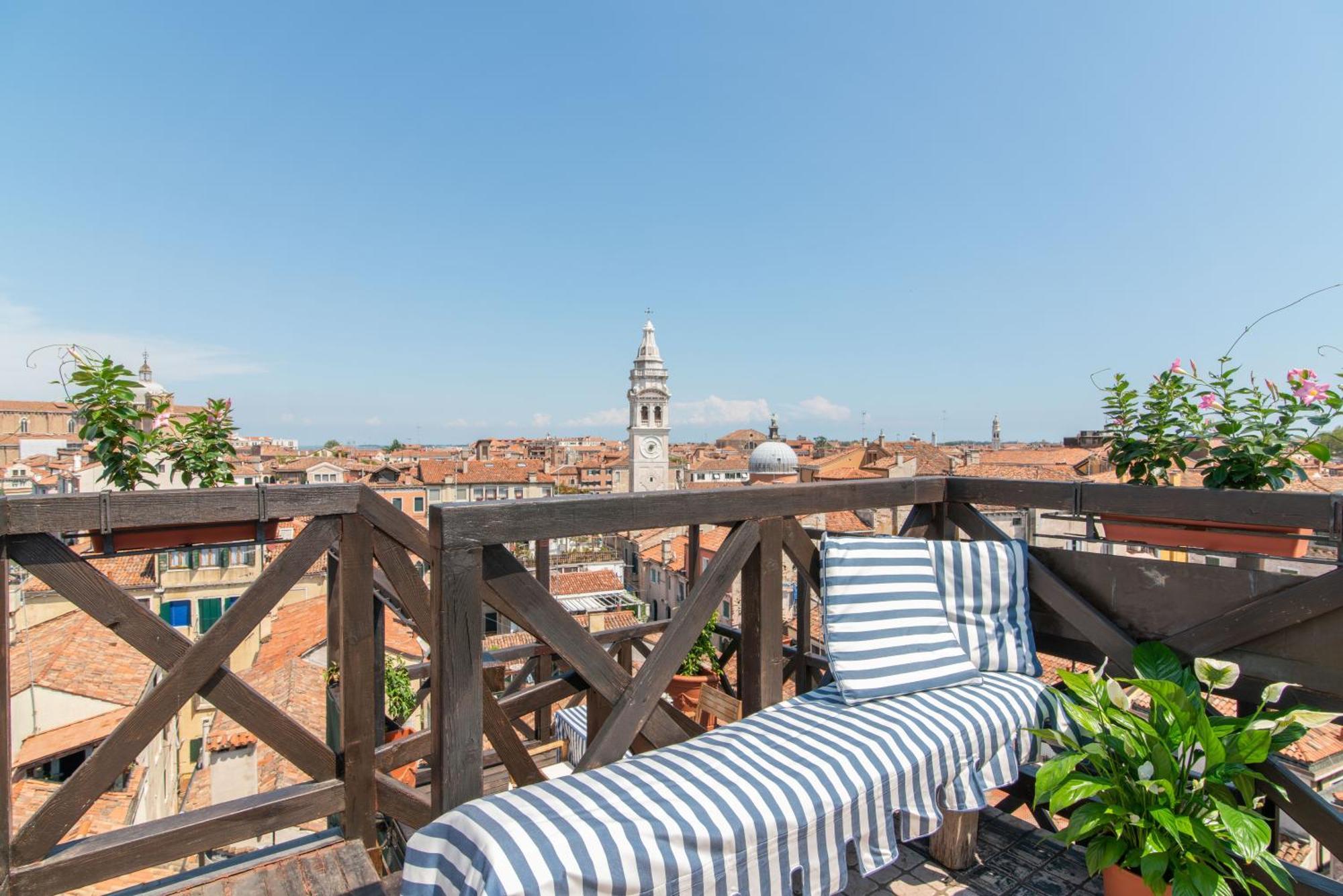 Penthouse With Rooftop Terrace And 360 Views Of Venice - Venice5Th Exterior photo